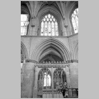 Tewkesbury Abbey, photo by Heinz Theuerkauf,5.jpg